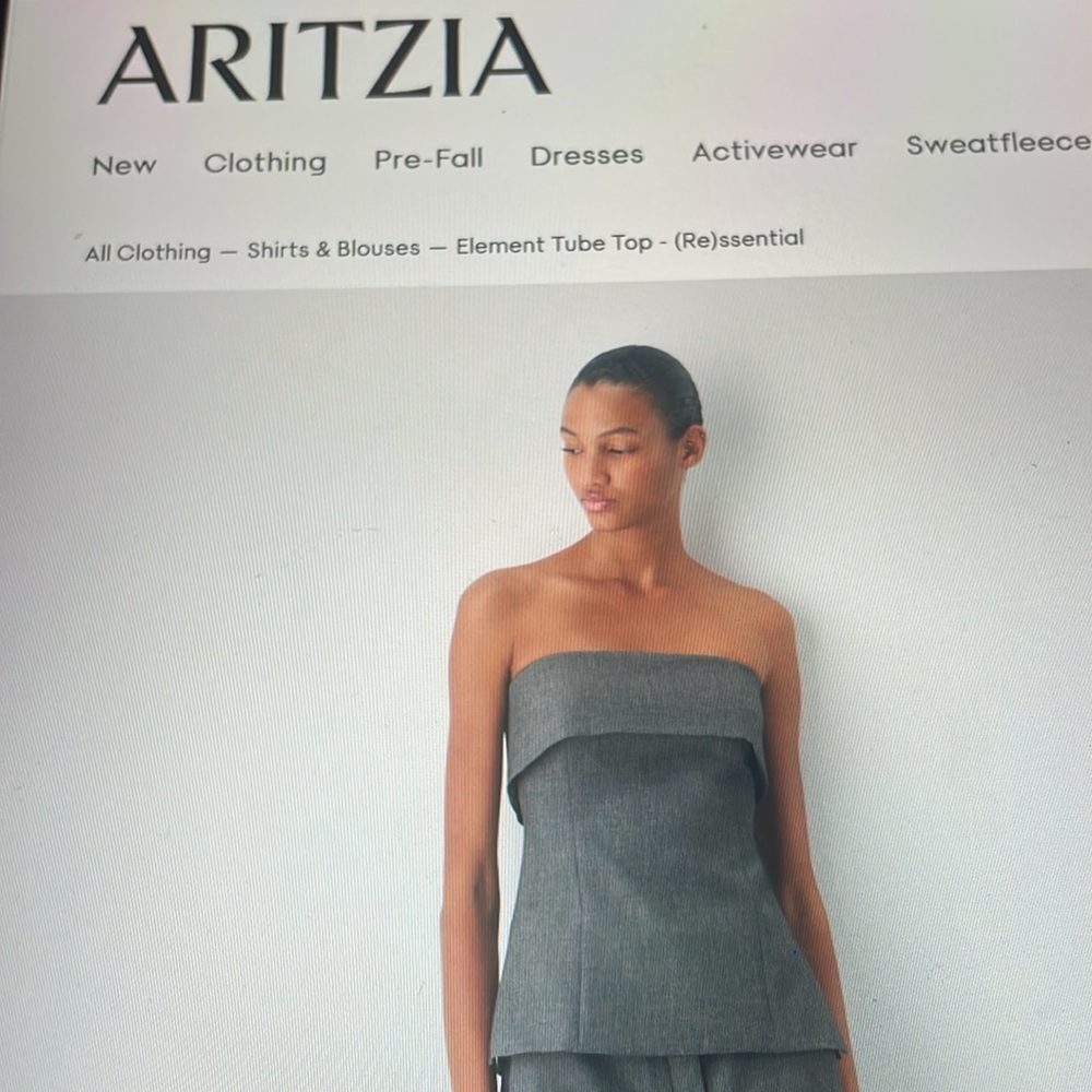 Aritzia- Babaton Element Tube Top